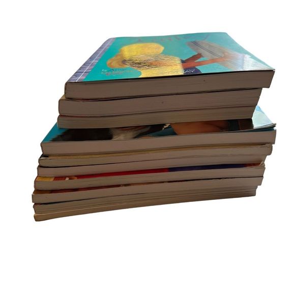 American Girl Book Collection Of 10 Paperback Books Various Time Periods & Girls - Picture 2 of 11